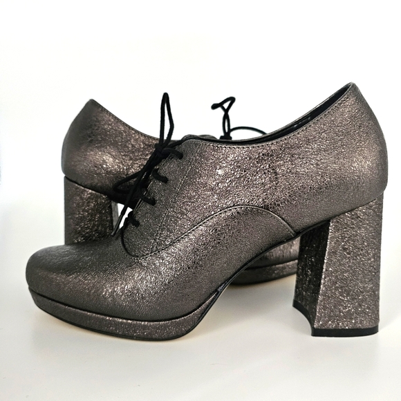 "BATA" pewter color shoes/booties - Picture 1 of 9